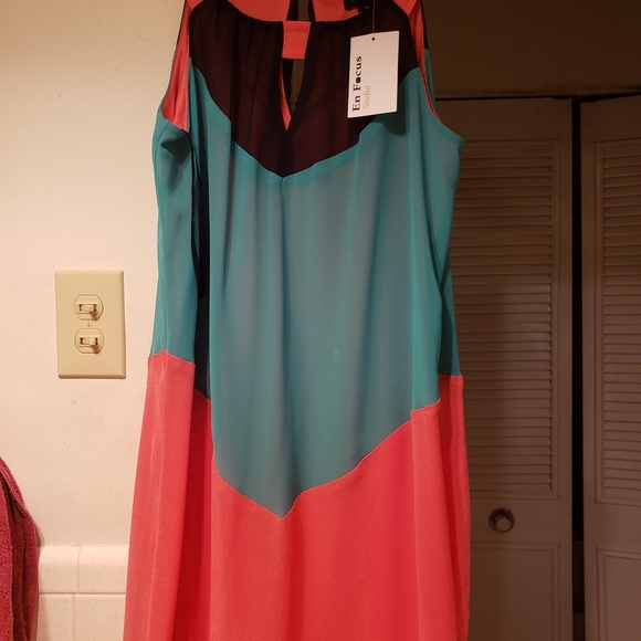 Enforce Studio Sleeveless Dress - Picture 7 of 14